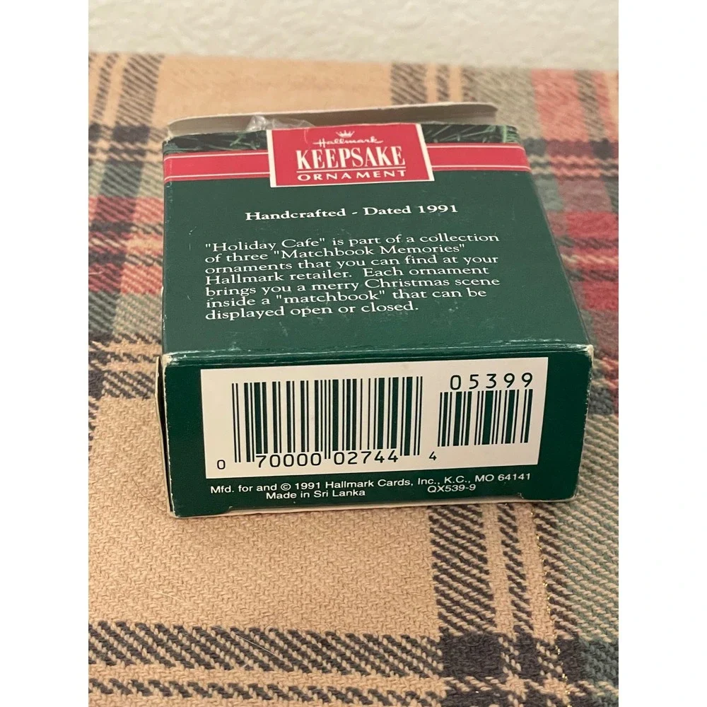Hallmark Ornament Holiday Cafe‎ 1991 Matchbox Memories Red Green Excellent Boxed